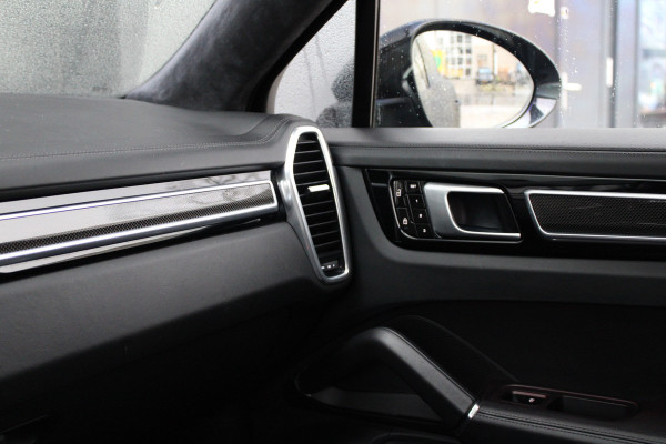 Porsche Cayenne Coupé 3.0 E-Hybrid | NAP | PANO | SOFT-CLOSE | PDCC | STOELKOELING | BOSE | MEMORY |