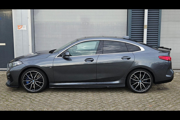 BMW 220i Gran Coupé High Executive | M-pakket | Pano | Head-Up | Harman Kardon | Camera