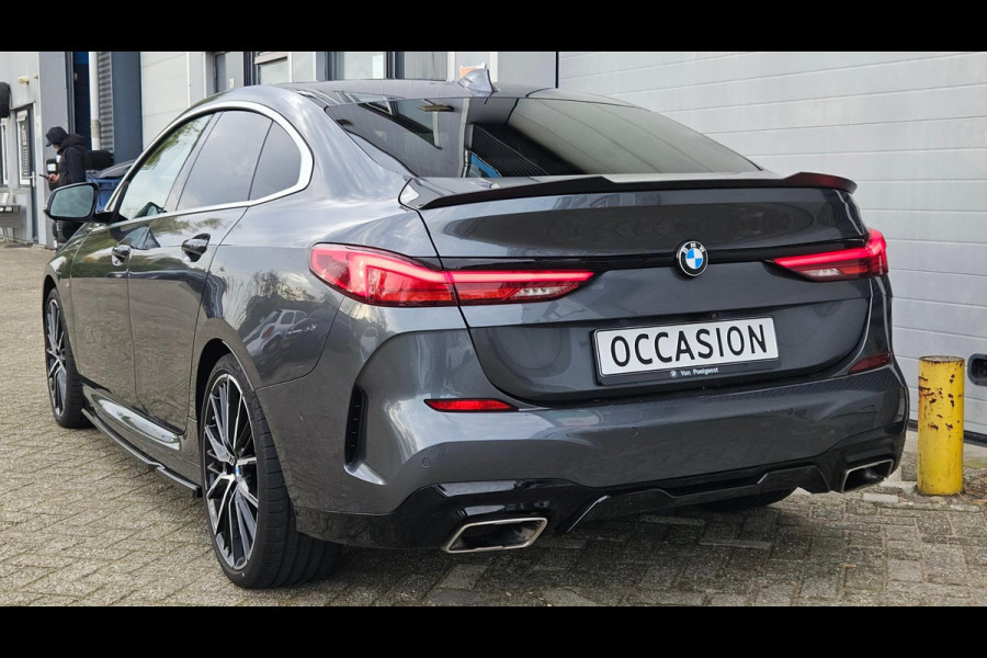 BMW 220i Gran Coupé High Executive | M-pakket | Pano | Head-Up | Harman Kardon | Camera