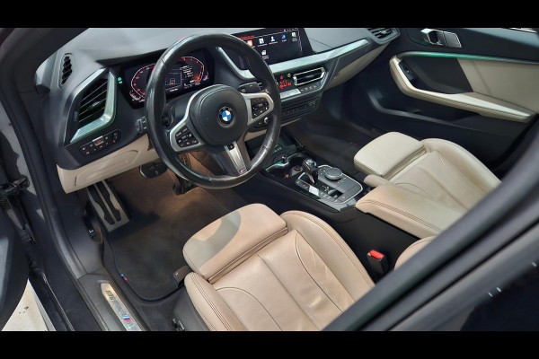 BMW 220i Gran Coupé High Executive | M-pakket | Pano | Head-Up | Harman Kardon | Camera