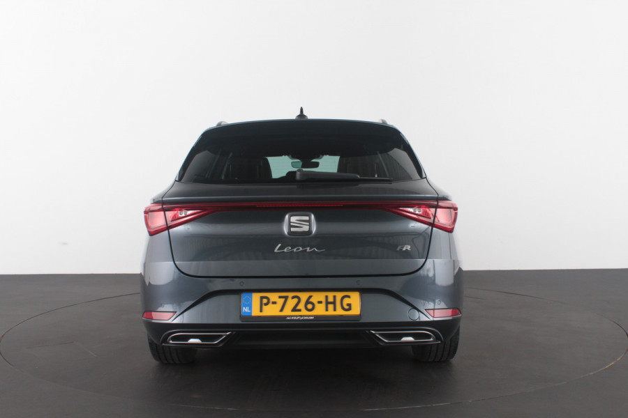 Seat Leon Sportstourer 1.5 TSI FR Business > 131pk/Winterpakket/Matrix-LED/17inch/Magnetic Tech Grey/Parkeersensor voor en achter
