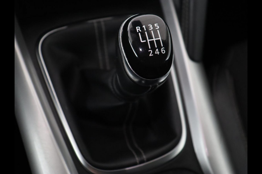 Renault Kadjar 1.5 dCi Intens | Trekhaak | Camera | Navigatie | Half leder | Keyless | Climate control | Dodehoek detectie | Cruise control | Parkeerhulp | Bluetooth