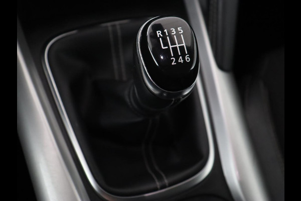 Renault Kadjar 1.5 dCi Intens | Trekhaak | Camera | Navigatie | Half leder | Keyless | Climate control | Dodehoek detectie | Cruise control | Parkeerhulp | Bluetooth