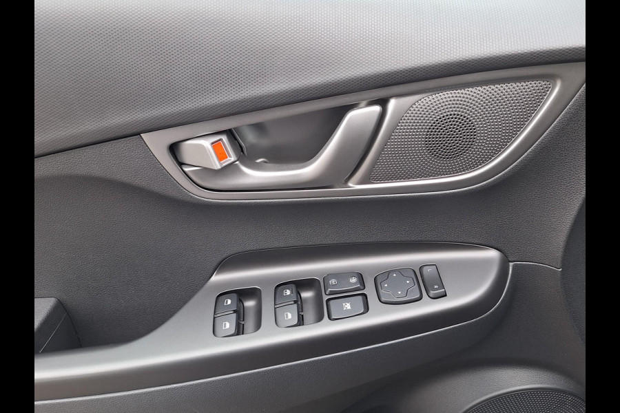 Hyundai Kona EV Comfort 64 kWh | SOH: nnb | 3 Fase | warmtepomp | Navi | Camera | Climate |
