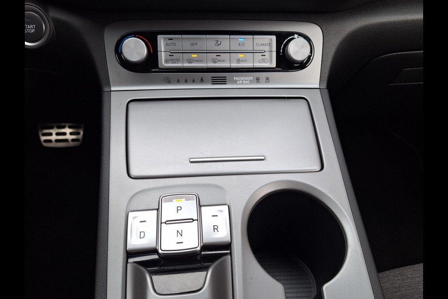 Hyundai Kona EV Comfort 64 kWh | SOH: nnb | 3 Fase | warmtepomp | Navi | Camera | Climate |