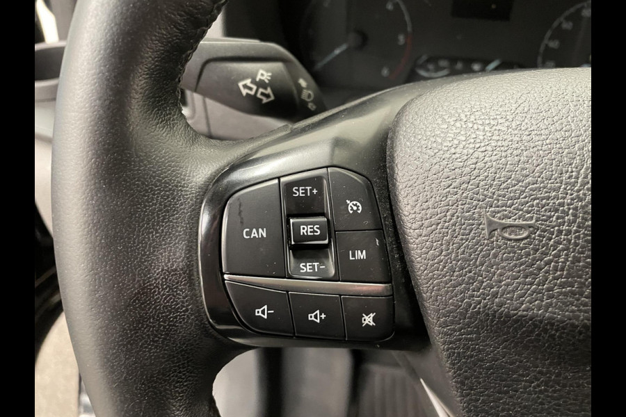 Ford Transit Custom 280 2.0 TDCI L1H1 Trend Airco Cruise Control Parkeersensoren Voorruitverwarming Stoelverwarming
