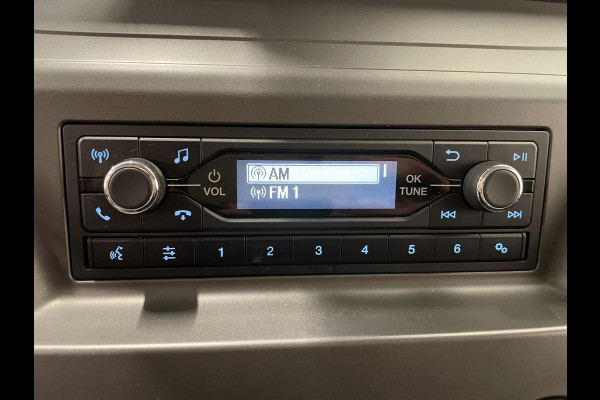 Ford Transit Custom 280 2.0 TDCI L1H1 Trend Airco Cruise Control Parkeersensoren Voorruitverwarming Stoelverwarming