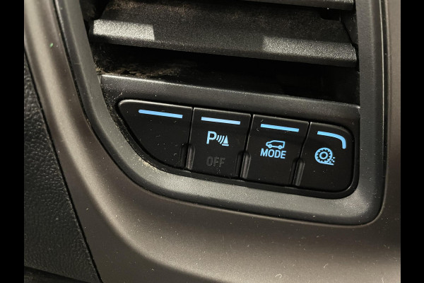 Ford Transit Custom 280 2.0 TDCI L1H1 Trend Airco Cruise Control Parkeersensoren Voorruitverwarming Stoelverwarming