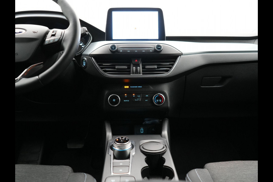 Ford FOCUS Wagon 1.0 EcoBoost Titanium Activa Automaat 126pk | Trekhaak Afn. | Cruise Control | Sportstoelen | Apple Carplay | Navigatie | DAB | Lane Assist |  17" L.M |