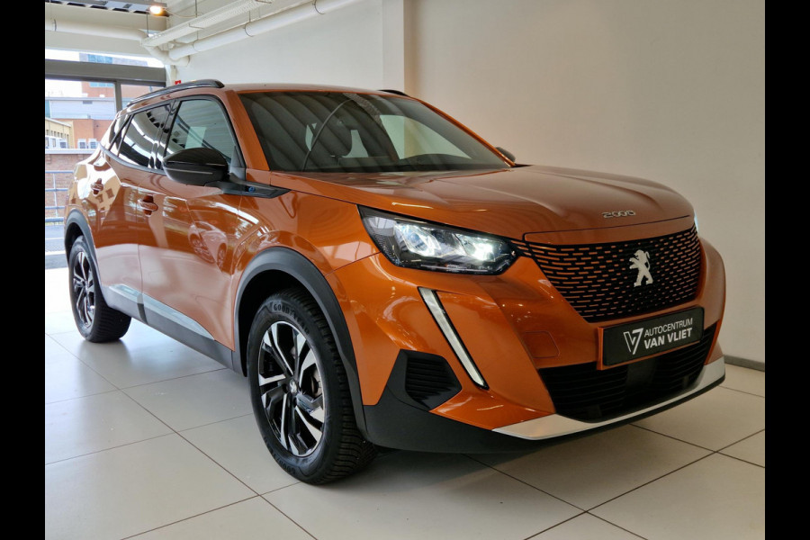 Peugeot e-2008 EV Allure Pack 50 kWh SOH 99,6% | 3-Fase 11 kWh |  Stoelverwarming | Advanced Grip Control | Apple Carplay/Android Auto | Achteruitrijcamera | Cruise Control |