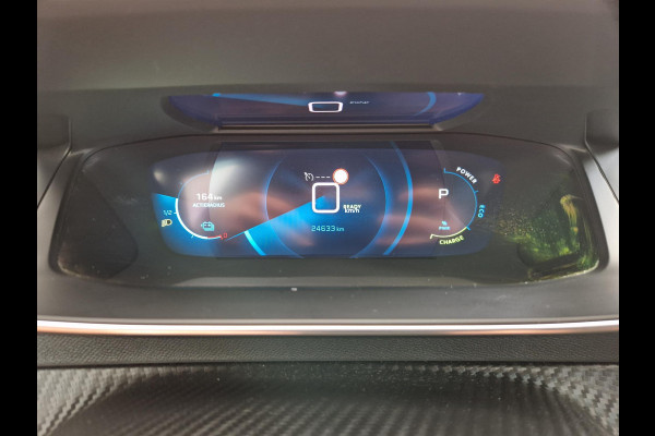 Peugeot e-2008 EV Allure Pack 50 kWh SOH 99,6% | 3-Fase 11 kWh |  Stoelverwarming | Advanced Grip Control | Apple Carplay/Android Auto | Achteruitrijcamera | Cruise Control |