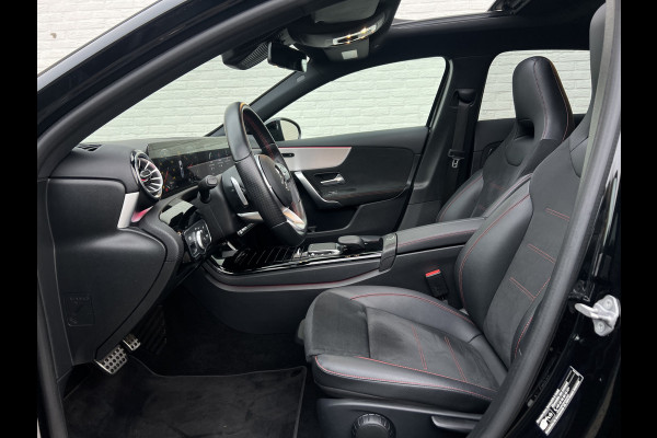 Mercedes-Benz A-Klasse 250 AMG-Line | Pano | LED Matrix | Night Pakket | Camera
