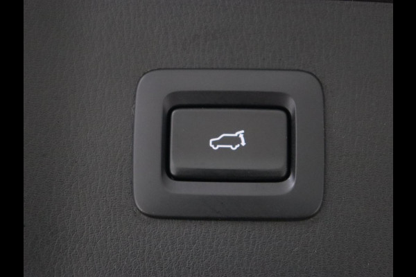 Mazda CX-5 2.0 SkyActiv-G 165 Sportive | Leder/Alcantara | Trekhaak | Head-Up | Adaptive cruise | 360 Camera | Stoel & stuurverwarming | Navigatie | Full LED | Keyless | Carplay | 19'' lichtmetalen velgen