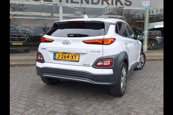 Hyundai Kona EV Fashion 64 kWh | SOH: nnb | 3 Fase | warmtepomp | HUD | Blindspot | Climate | Navi |