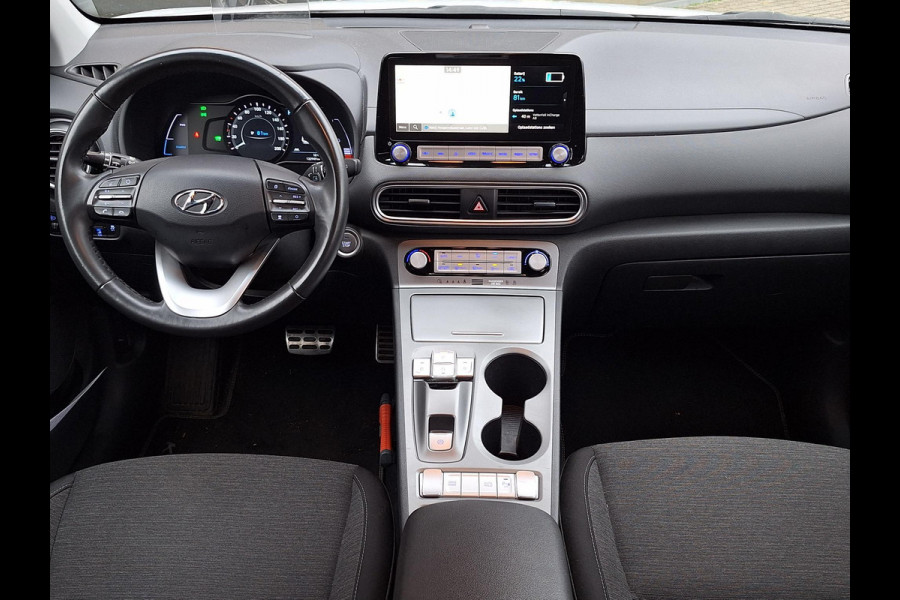 Hyundai Kona EV Fashion 64 kWh | SOH: nnb | 3 Fase | warmtepomp | HUD | Blindspot | Climate | Navi |