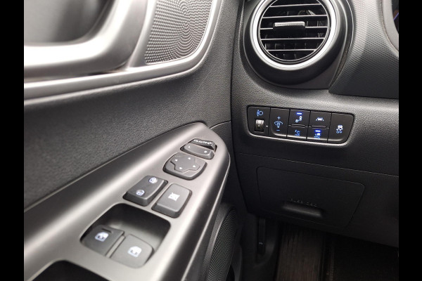 Hyundai Kona EV Fashion 64 kWh | SOH: nnb | 3 Fase | warmtepomp | HUD | Blindspot | Climate | Navi |