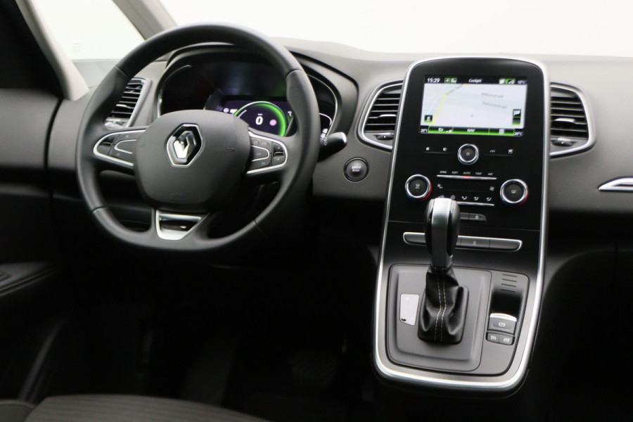 Renault Grand Scénic 1.3 TCe Equilibre 7p. Camera, Apple Carplay, Keyless, Trekhaak, LED, Climate
