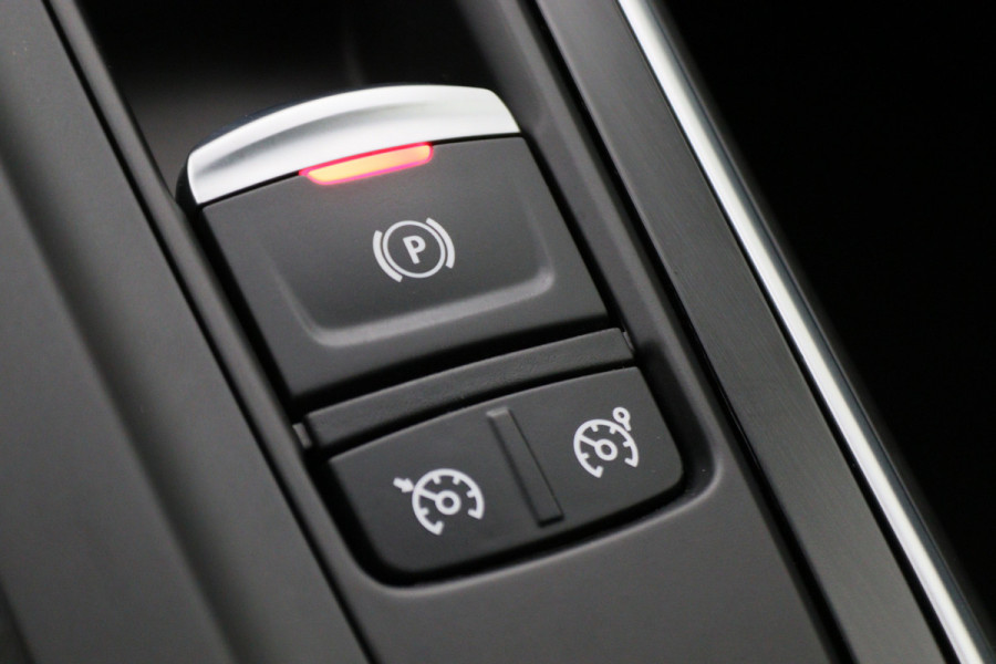 Renault Grand Scénic 1.3 TCe Equilibre 7p. Camera, Apple Carplay, Keyless, Trekhaak, LED, Climate