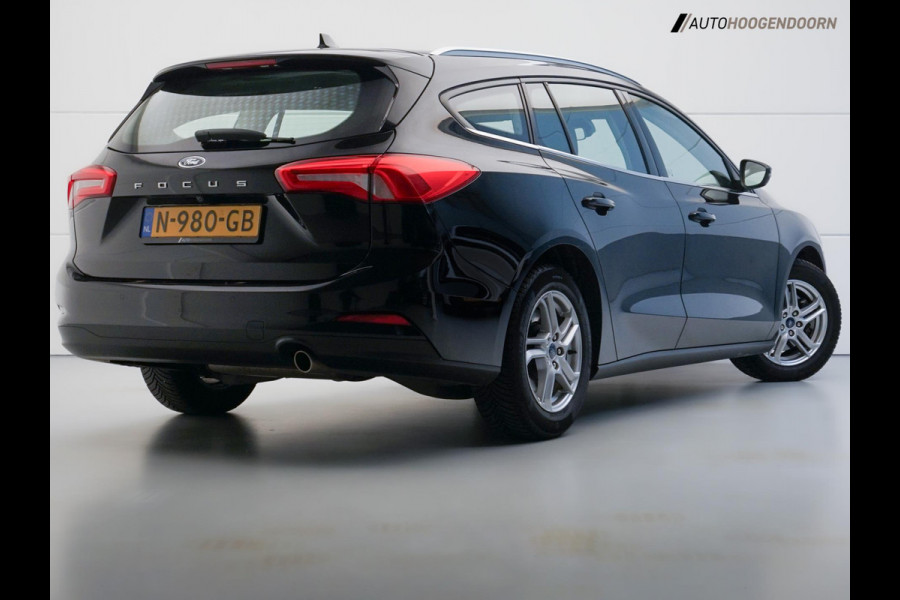 Ford FOCUS Wagon 1.0 Trend Edition Business Sport (NAVIGATIE,PARKEERSENSOREN,APPLE CARPLAY,LM-VELGEN,CAMERA,NIEUWE APK)