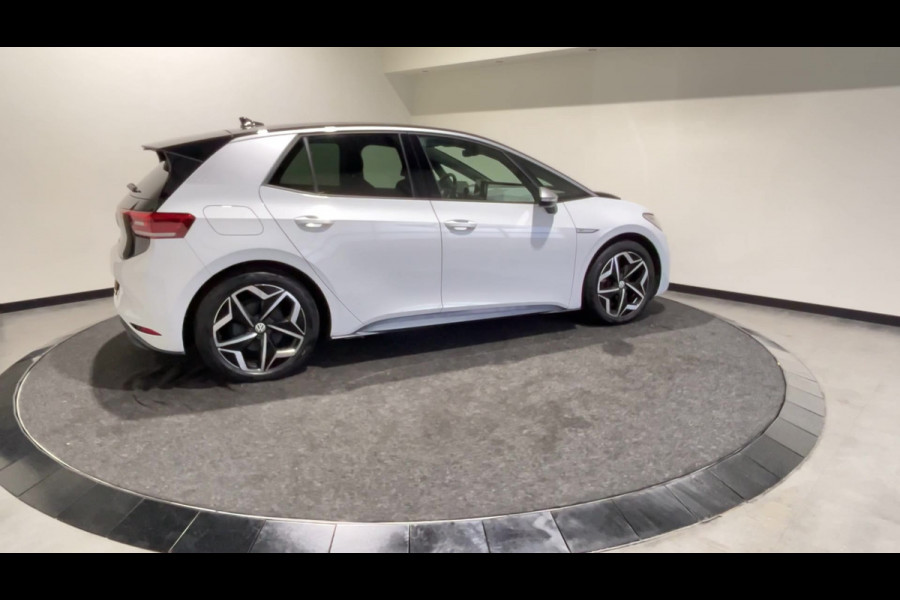 Volkswagen ID.3 First Plus 58 kWh Parkeersensoen | Zwart dak