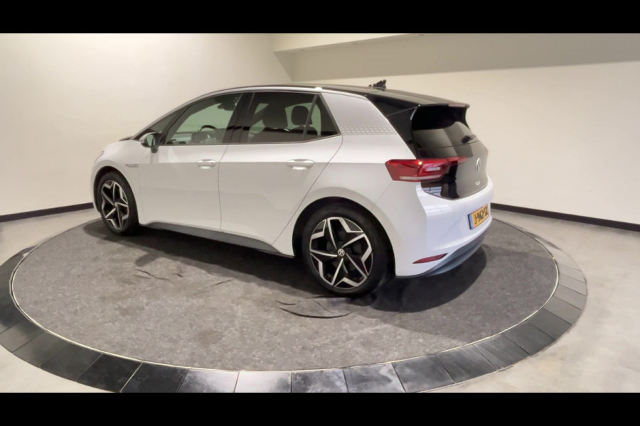 Volkswagen ID.3 First Plus 58 kWh Parkeersensoen | Zwart dak