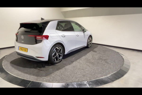 Volkswagen ID.3 First Plus 58 kWh Parkeersensoen | Zwart dak
