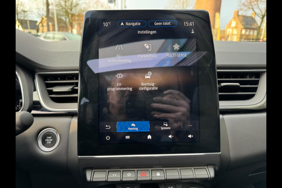 Renault Captur 1.6 E-Tech plug-in hybrid 160 SL Rive Gauche Pano / Groot navi / Adapt. Cruise / Stuurwiel verw.