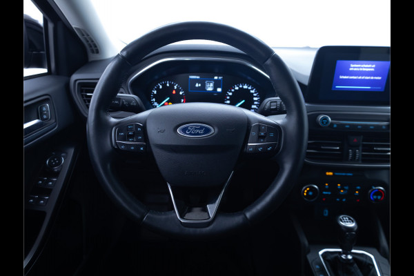 Ford FOCUS Wagon 1.0 EcoBoost Hybrid Active Buss. | Trekhaak | Stoel-, Stuur- & voorruitverw. | Cruise | All season banden, Navigatie, Parkeersensoren voor en achter