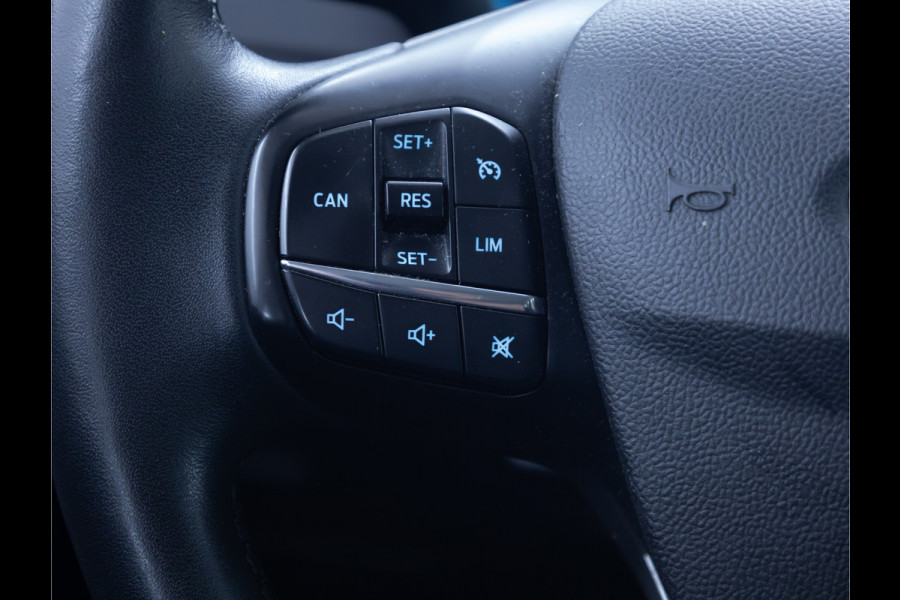 Ford FOCUS Wagon 1.0 EcoBoost Hybrid Active Buss. | Trekhaak | Stoel-, Stuur- & voorruitverw. | Cruise | All season banden, Navigatie, Parkeersensoren voor en achter