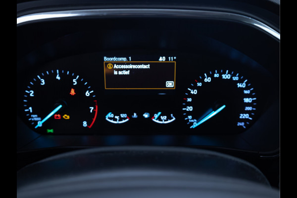 Ford FOCUS Wagon 1.0 EcoBoost Hybrid Active Buss. | Trekhaak | Stoel-, Stuur- & voorruitverw. | Cruise | All season banden, Navigatie, Parkeersensoren voor en achter