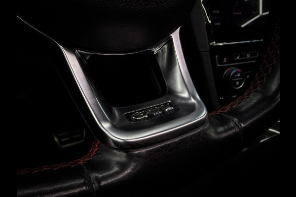 Volkswagen Golf 2.0 TSI GTI Performance Dyn | Keyless | Pano