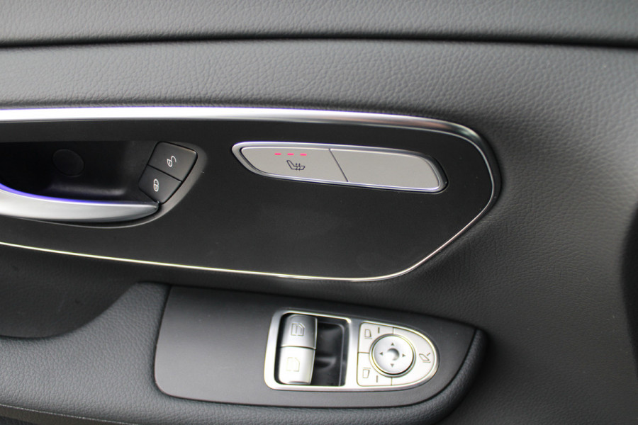 Mercedes-Benz V-Klasse 250d / DC / AMG / 4-Matic / New Model / 2x Elec Schuifd / Camera / Vol Opties / NIEUWSTAAT