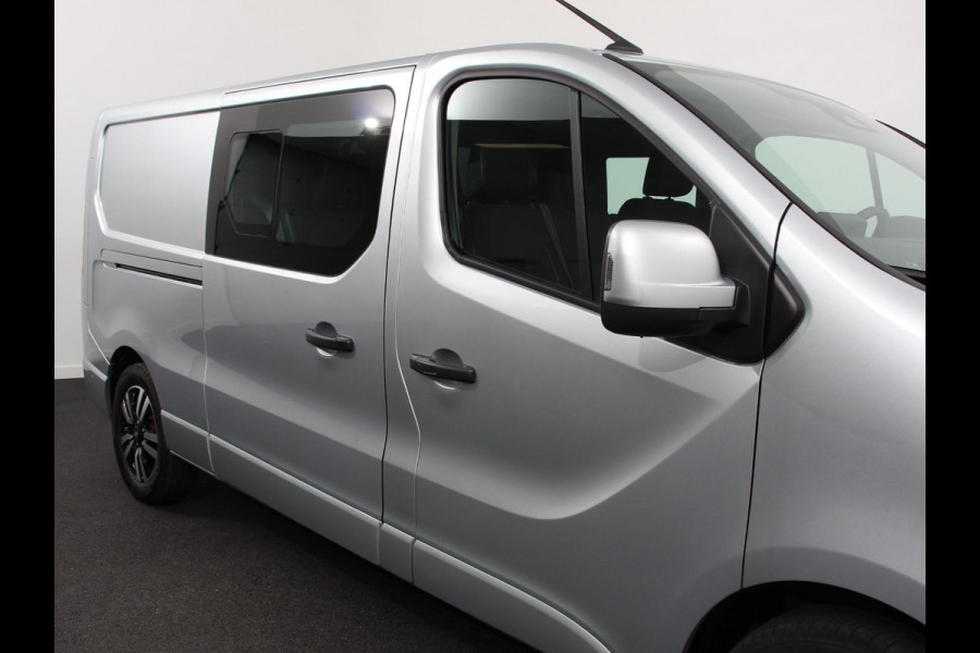 Renault Trafic 2.0 Blue dCi 150 Automaat L2H1 Adv. Dubbele Cabine Navigatie Airco Lichtmetalen velgen Betimmering Trekhaak Camera Parkeer sensoren Dab