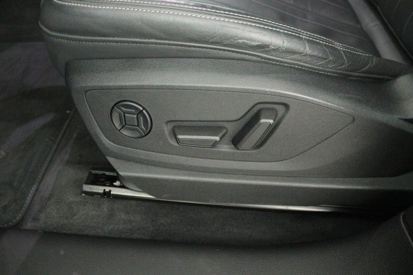 Audi e-tron Sportback 50 quattro Business edition Plus 71 kWh 94% SOH (PANORAMADAK, STOELVERWARMING, ACHTERUITRIJCAMERA)