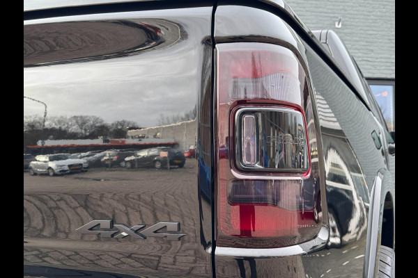 Dodge Ram 1500 Limited Night 5.7L 401pk LPG 4X4 Head-up SplitTailgate 360cam Harman Kardon PANO