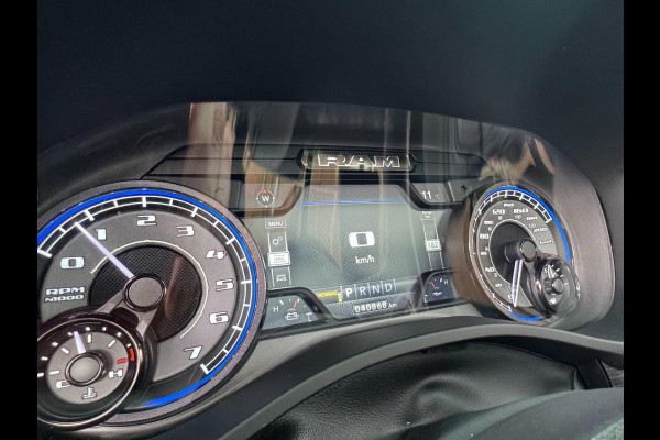 Dodge Ram 1500 Limited Night 5.7L 401pk LPG 4X4 Head-up SplitTailgate 360cam Harman Kardon PANO