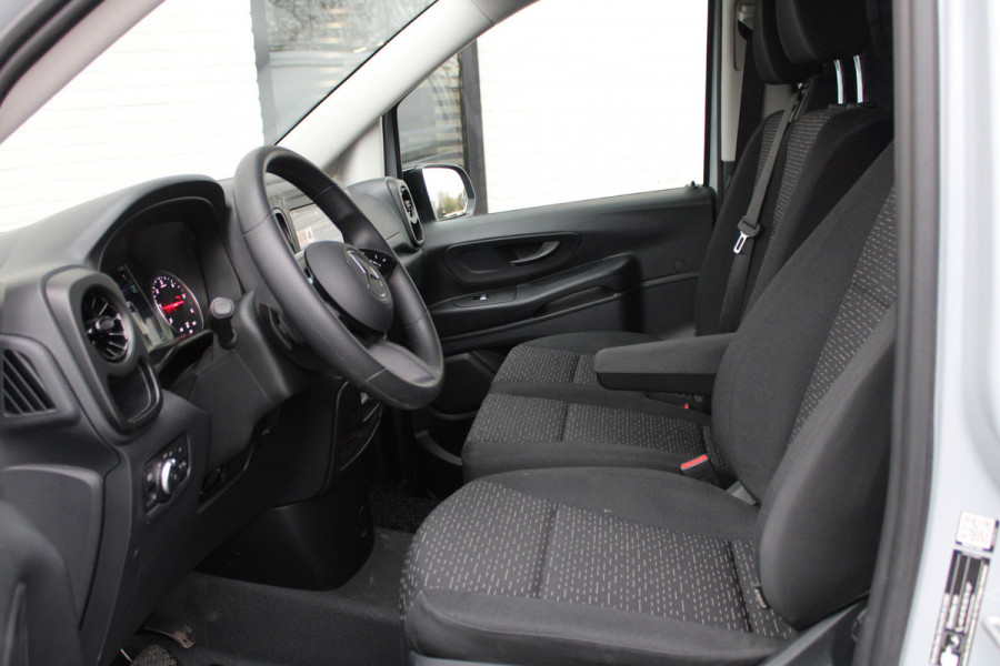 Mercedes-Benz Vito 114 CDI / Edition / Automaat / Lang / 1.800km!! / Led / Camera / Navi / NIEUWSTAAT