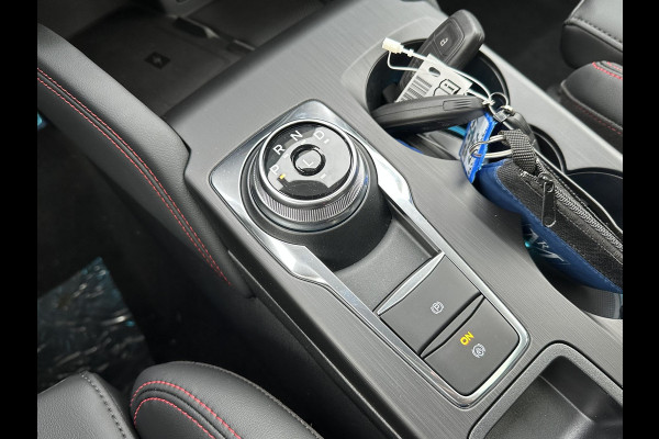 Ford Kuga 2.5 PHEV ST-Line X NIEUWE AUTO | FABRIEKSGARANTIE WINTERPACK | PANO | 360 CAMERA| ELEK. ACHTERKLEP| ACHTERBANK VERWARMD| STOEL + STUURVERWARMING| SUPER COMPLEET!