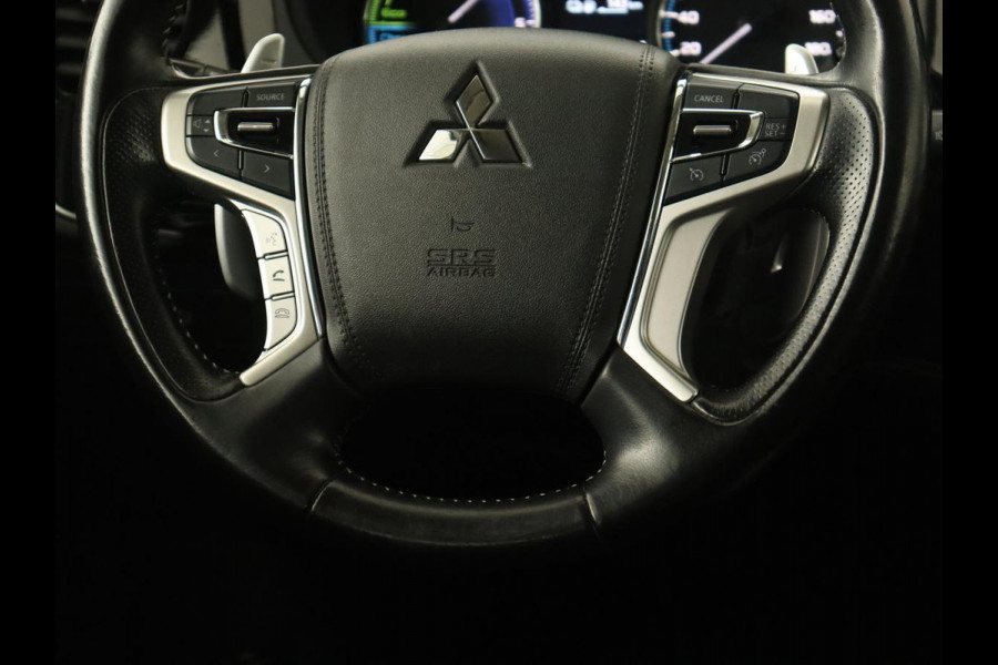 Mitsubishi Outlander 2.4 PHEV Pure+ | Trekhaak | Carplay | Leder/Alcantara | Camera | Keyless | Full LED | Climate control | Cruise control | Plug In