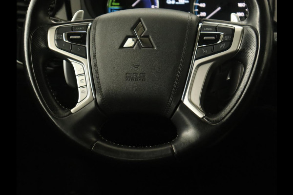 Mitsubishi Outlander 2.4 PHEV Pure+ | Trekhaak | Carplay | Leder/Alcantara | Camera | Keyless | Full LED | Climate control | Cruise control | Plug In