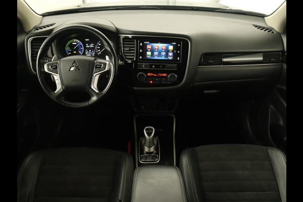 Mitsubishi Outlander 2.4 PHEV Pure+ | Trekhaak | Carplay | Leder/Alcantara | Camera | Keyless | Full LED | Climate control | Cruise control | Plug In