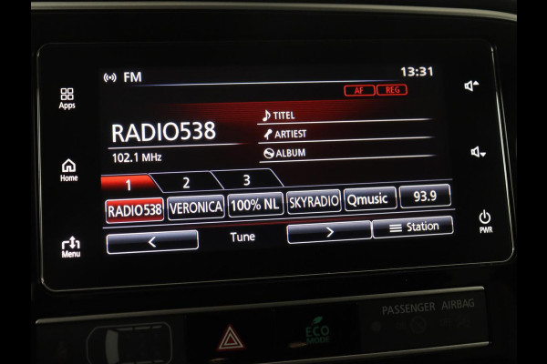 Mitsubishi Outlander 2.4 PHEV Pure+ | Trekhaak | Carplay | Leder/Alcantara | Camera | Keyless | Full LED | Climate control | Cruise control | Plug In