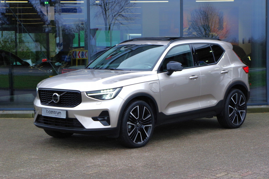 Volvo XC40 1.5 T5 262 PK Plug-in hybrid Ultimate Dark, Panoramadak, Leder, Harman/Kardon Sound, 360 Camera, Leder
