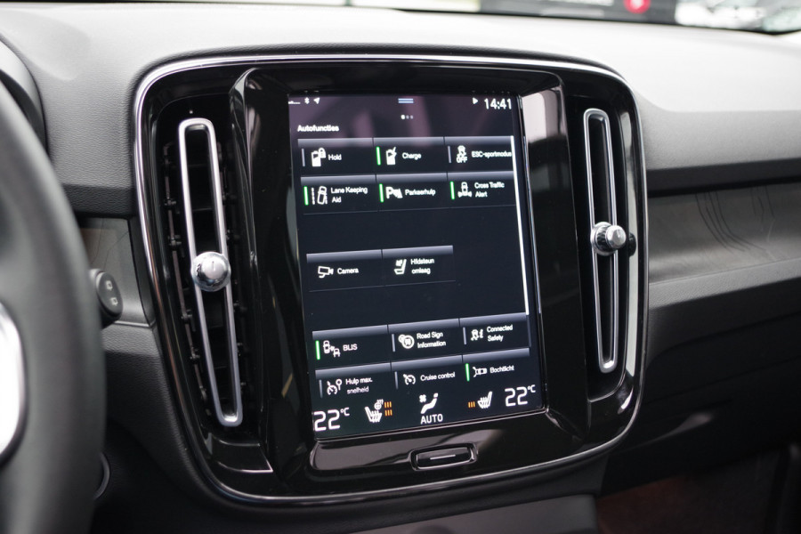 Volvo XC40 1.5 T5 262 PK Plug-in hybrid Ultimate Dark, Panoramadak, Leder, Harman/Kardon Sound, 360 Camera, Leder