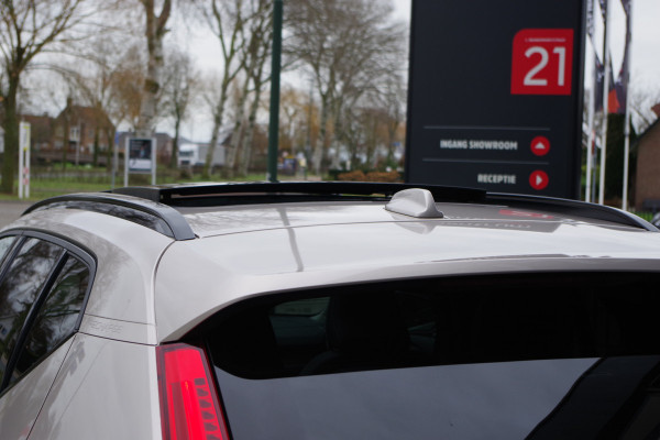 Volvo XC40 1.5 T5 262 PK Plug-in hybrid Ultimate Dark, Panoramadak, Leder, Harman/Kardon Sound, 360 Camera, Leder