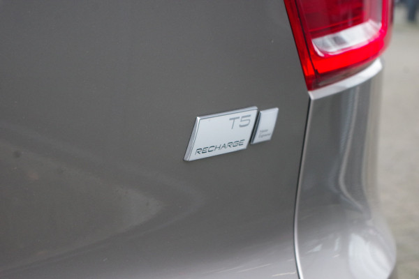 Volvo XC40 1.5 T5 262 PK Plug-in hybrid Ultimate Dark, Panoramadak, Leder, Harman/Kardon Sound, 360 Camera, Leder