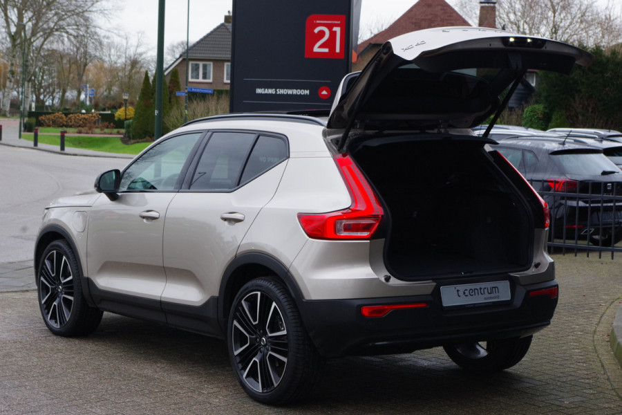 Volvo XC40 1.5 T5 262 PK Plug-in hybrid Ultimate Dark, Panoramadak, Leder, Harman/Kardon Sound, 360 Camera, Leder