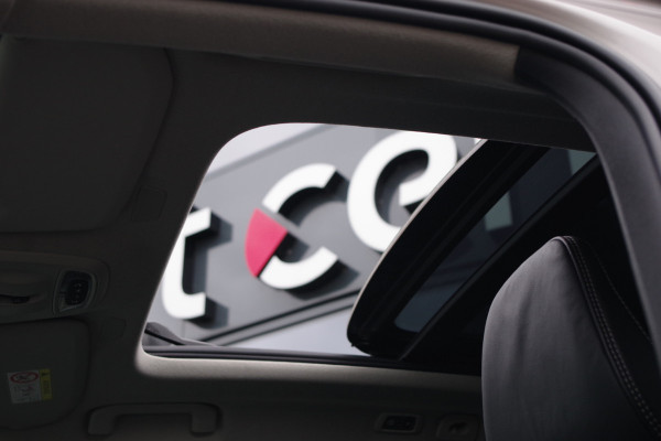 Volvo XC40 1.5 T5 262 PK Plug-in hybrid Ultimate Dark, Panoramadak, Leder, Harman/Kardon Sound, 360 Camera, Leder