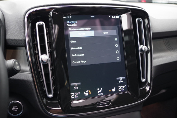 Volvo XC40 1.5 T5 262 PK Plug-in hybrid Ultimate Dark, Panoramadak, Leder, Harman/Kardon Sound, 360 Camera, Leder