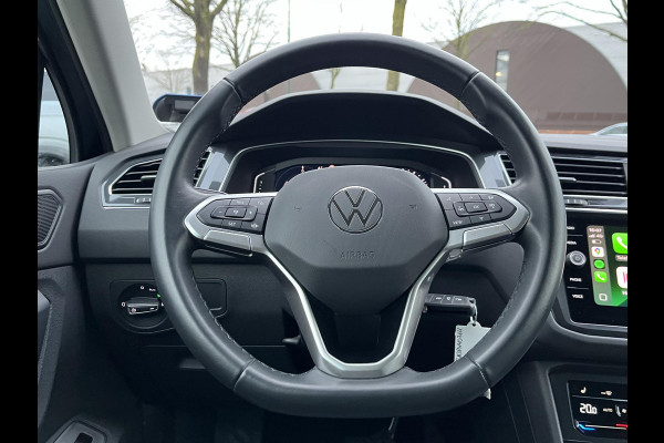 Volkswagen Tiguan 1.4 eHybrid OPF DSG Life 24.000KM!!| SUPER COMPLETE AUTO| DIG. DASH| STOEL + STUURVERWARMING| CARPLAY | NET ONDERHOUD GEHAD, RIJKLAAR INCL 12 MND. BOVAG GARANTIE|